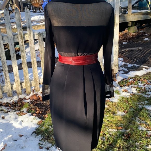 💗 HOST PICK 💗   Joseph Ribkoff Black/Nude Stretchy Top - Picture 3 of 13